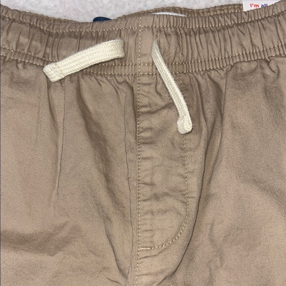 Old Navy Tan Elastic Waist Relaxed Fit Shorts - Picture 8 of 9
